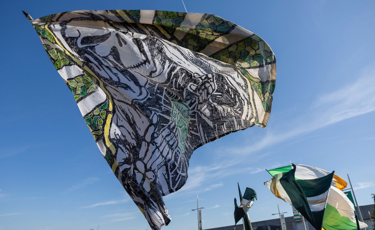 Spirit of ’86 – Celtic team’s welcome to Paradise.
