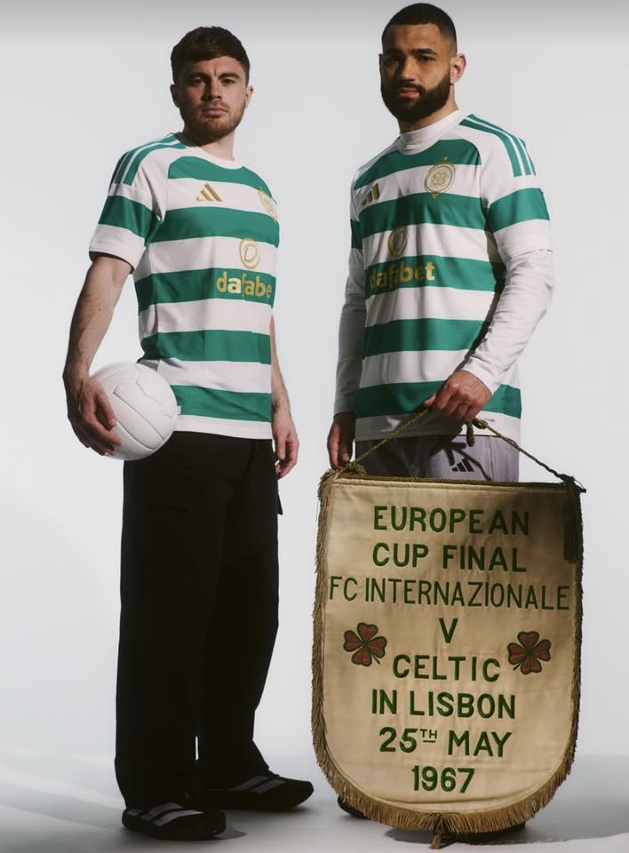 Celtic kit launch screenshot