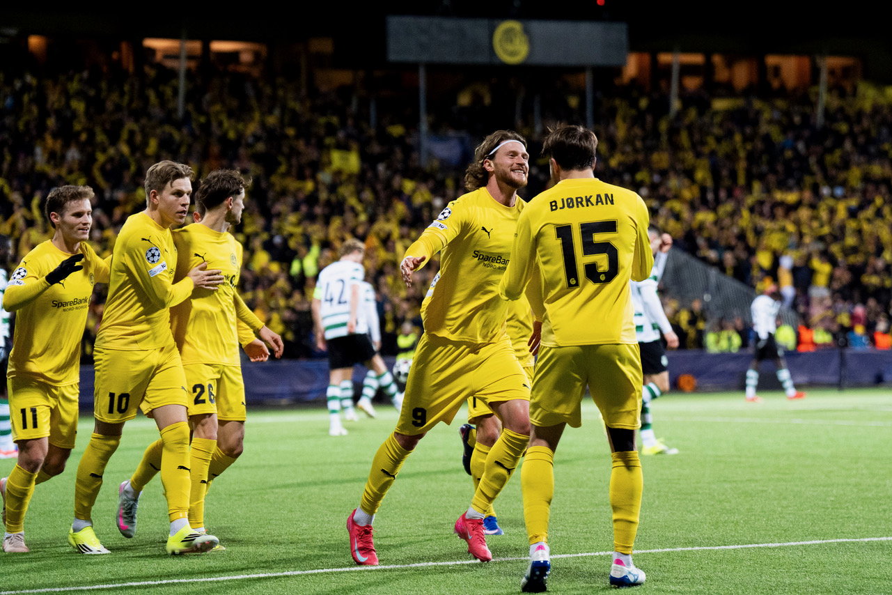 Kasper Hogh of Bodo/Glimt celebrates